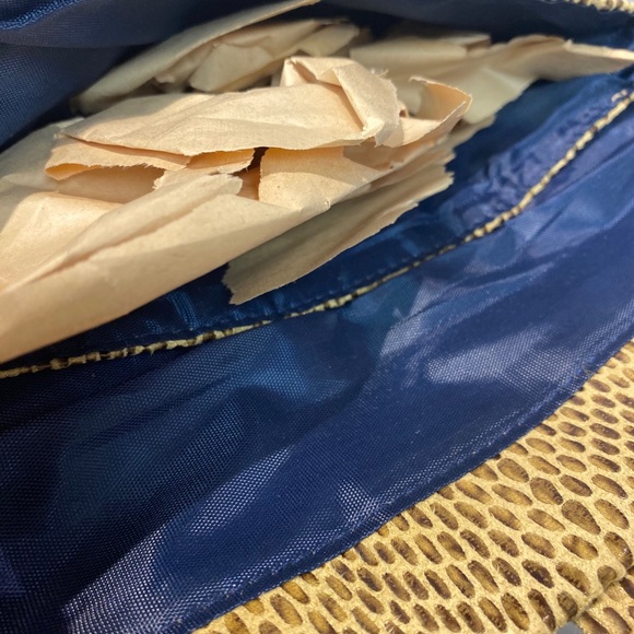 Guess Clutch. Super different python print - Picture 6 of 6